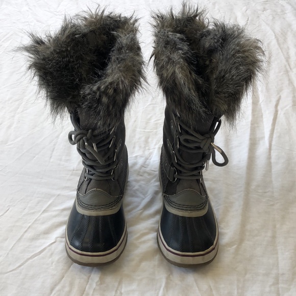 Sorel Women’s Joan of Arctic Leather Waterproof Winter Boots (NL2429-052)/Size:7 - Picture 2 of 13